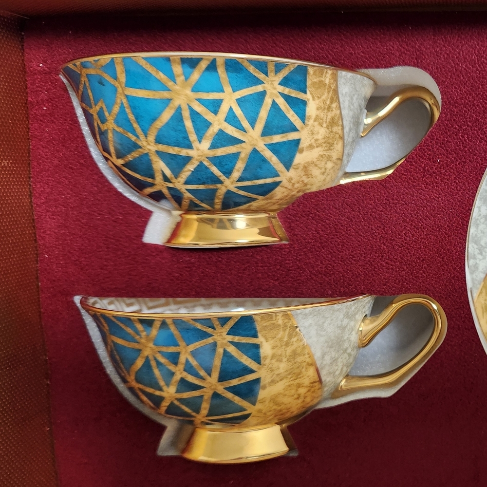 Bone China Tea Set